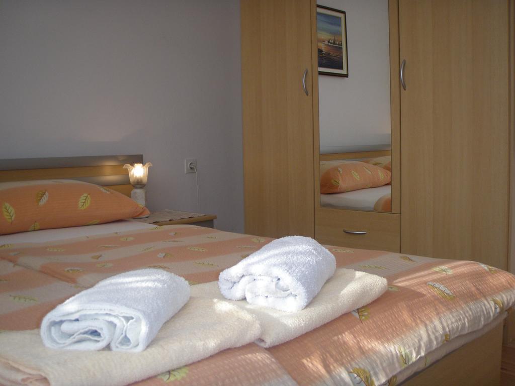 Apartments Barbara Пореч Екстер'єр фото