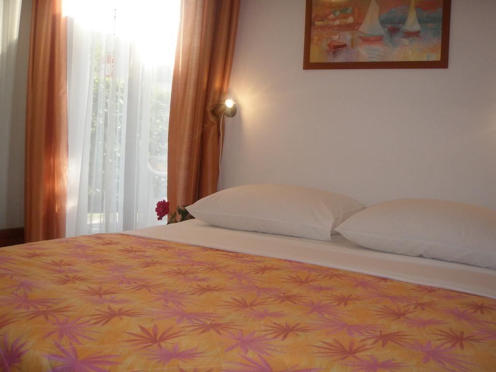 Apartments Barbara Пореч Екстер'єр фото